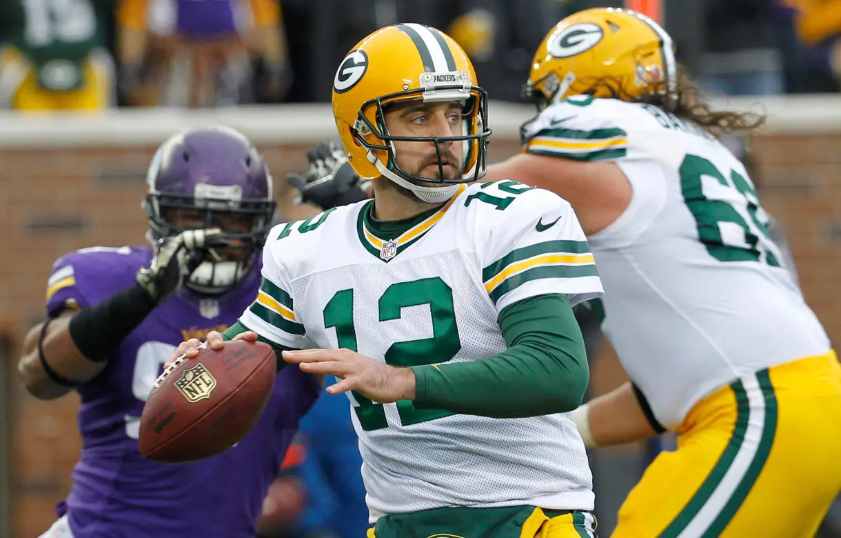 5 NFL Sunday picks: Vikings to raid Green Bay for the NFC North title