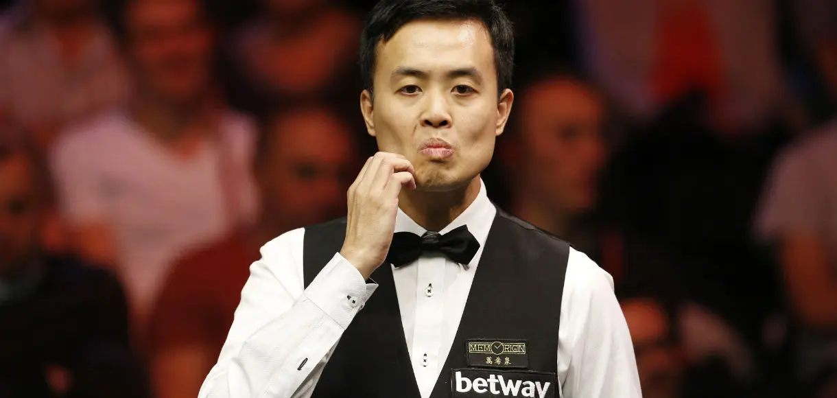 A chance for Marco Fu to end his quarter-final hoodoo against Liang Wenbo