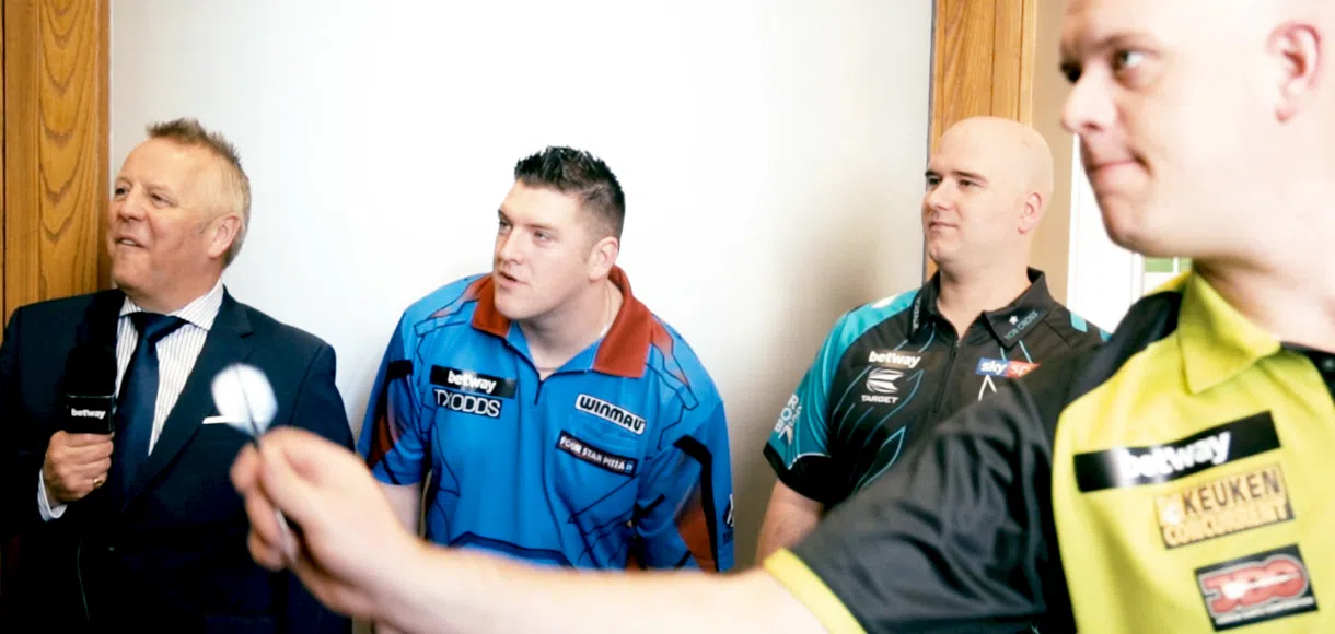 MVG and World Cup stars attempt darts trick shots