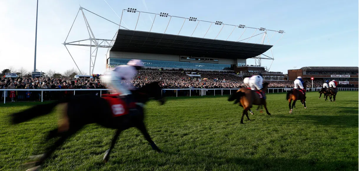 Saturday horse racing tips for Kempton and Warwick 12 01 19