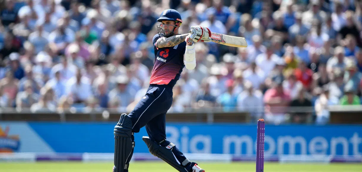 Why size doesn’t matter when it comes to modern cricket bats