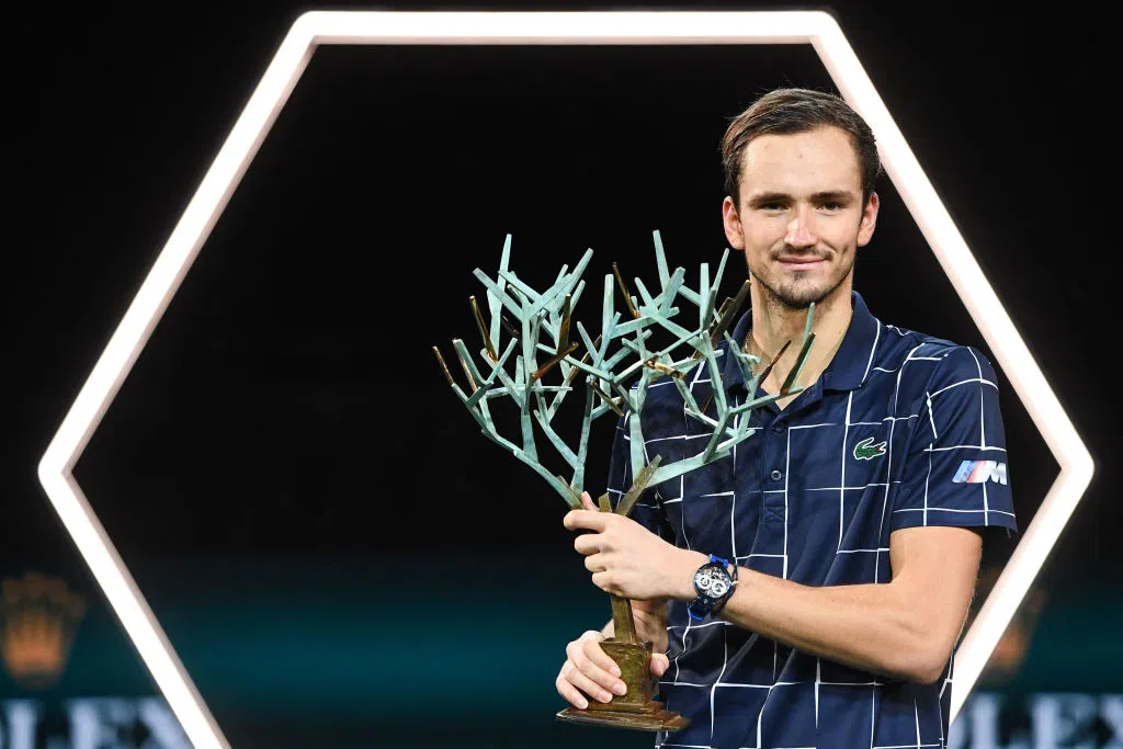 Masters de Paris tem título inédito de Medvedev e marca histórica de Nadal