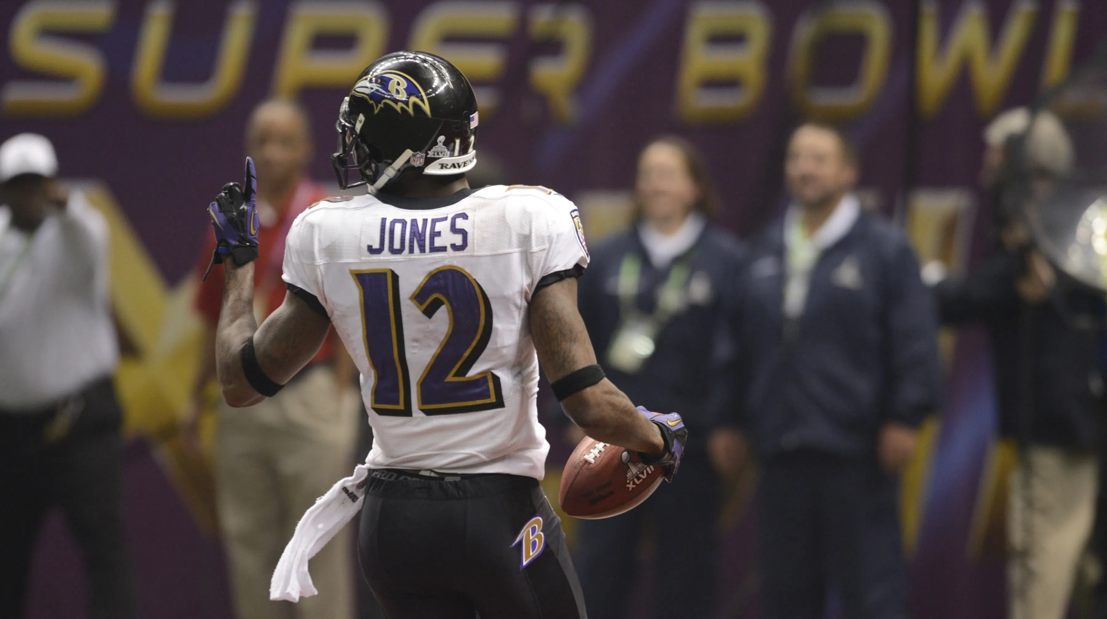 Por que os Ravens são favoritos em todos os jogos deste ano?