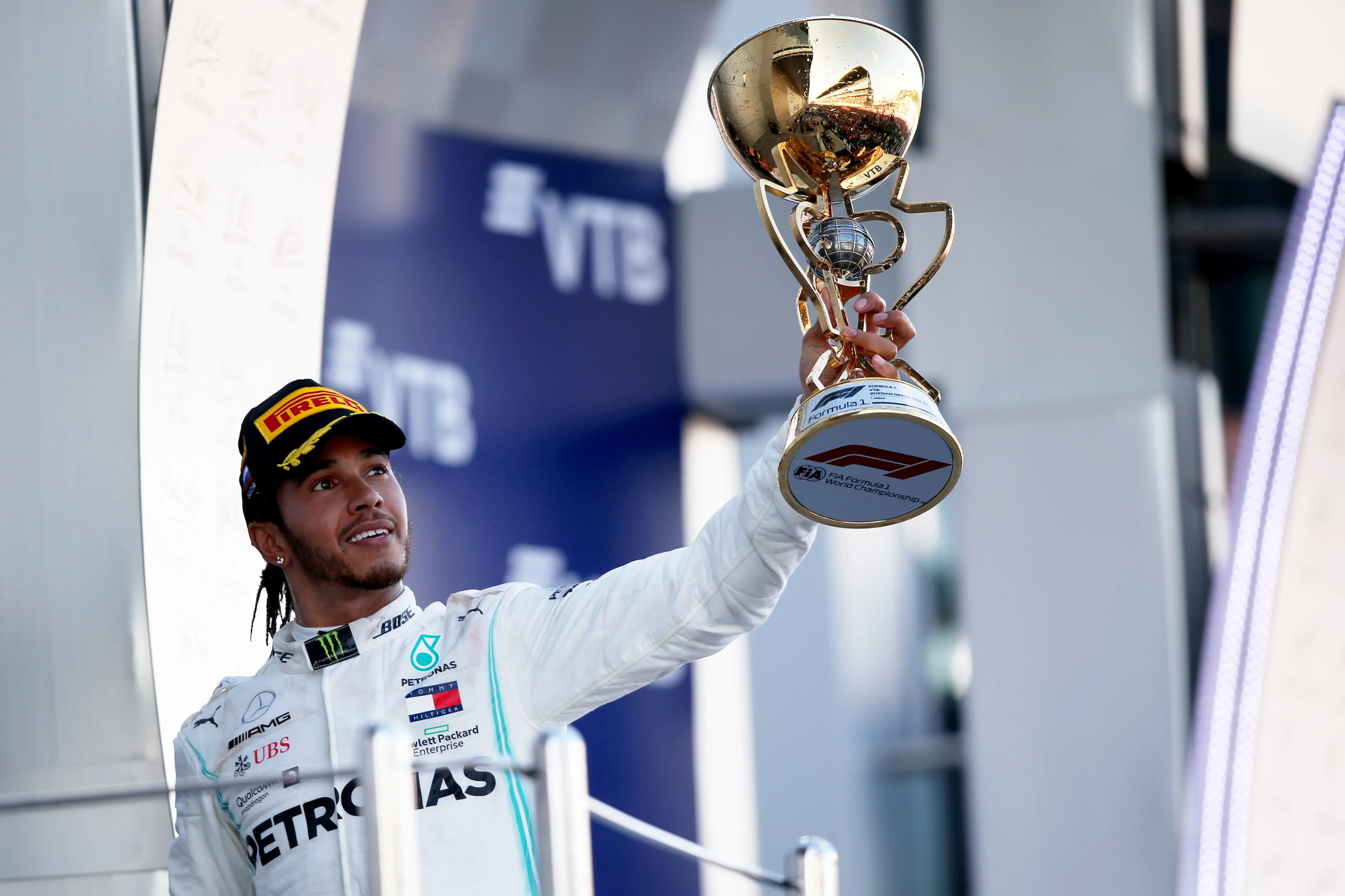 O que falta para Lewis Hamilton ser o melhor?