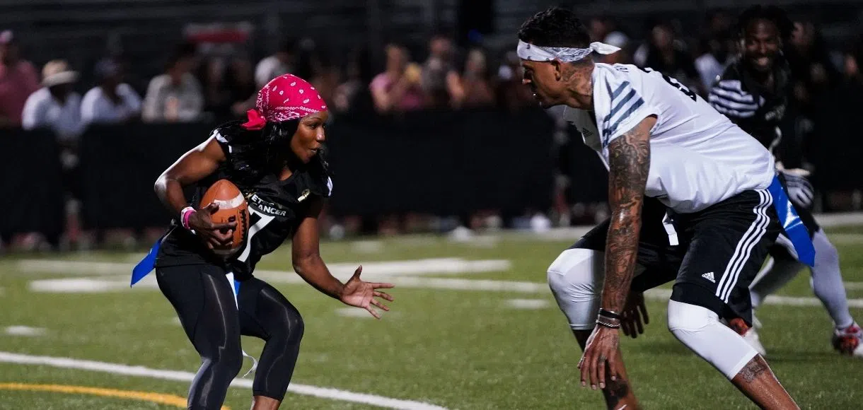 Flag Football: o que é, regras e como funciona o futebol americano ‘adaptado’