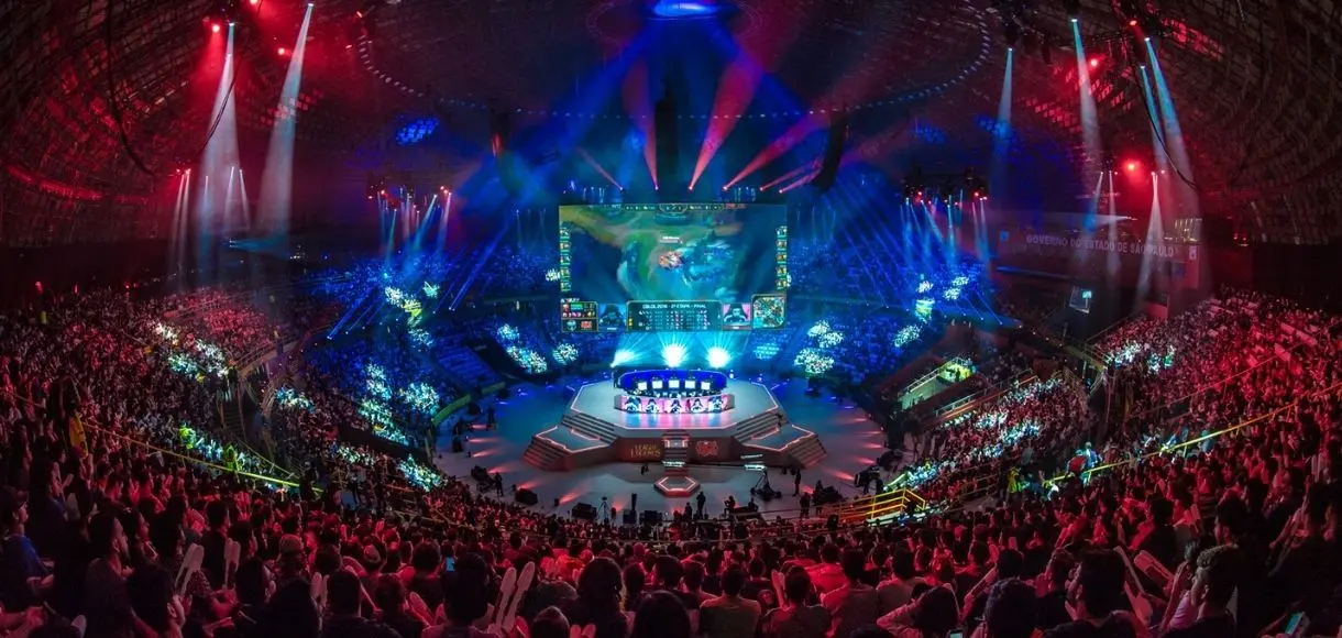 Como evoluíram as premiações do CBLOL ao longo dos anos?