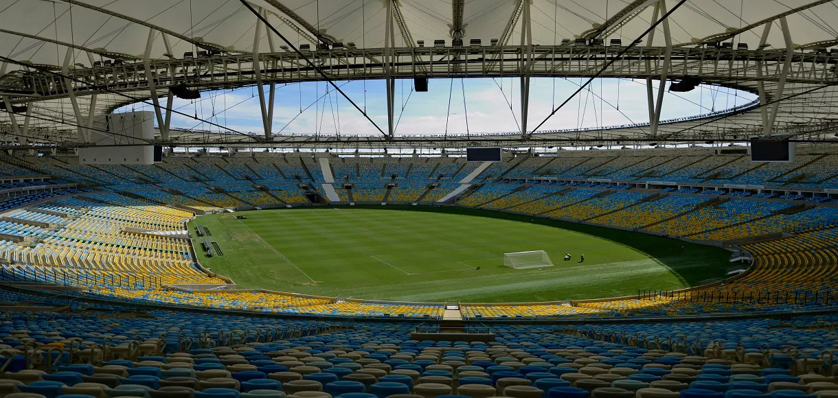 Qual é a capacidade de público dos estádios do Brasileirão?