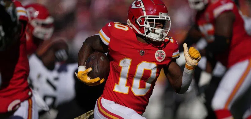 Descubre los jugadores latinos más exitosos de la NFL