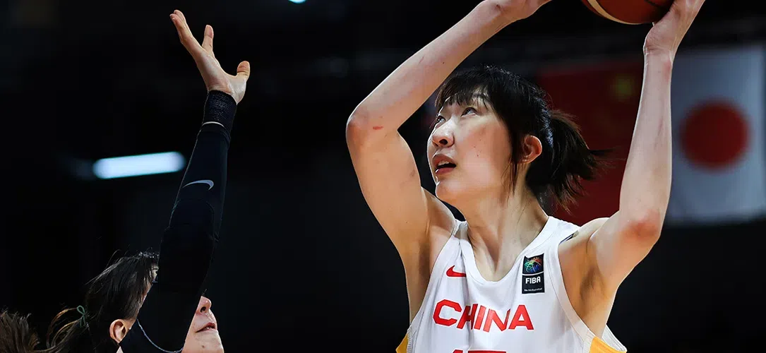 Top 10 tallest WNBA players of past and present