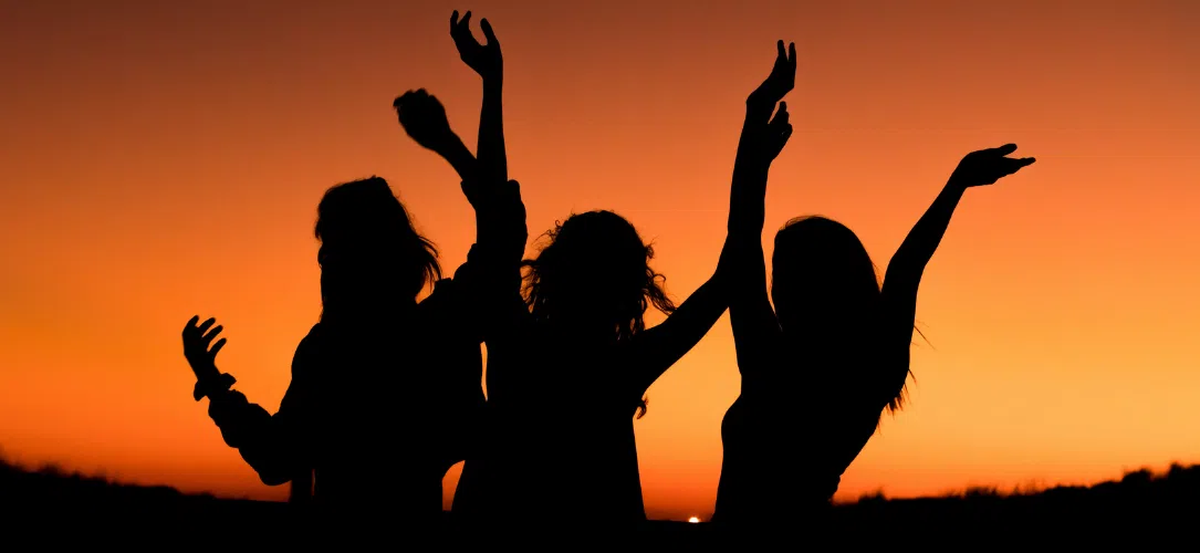 The Ultimate Galentine’s Destinations: Ranking of North American Cities