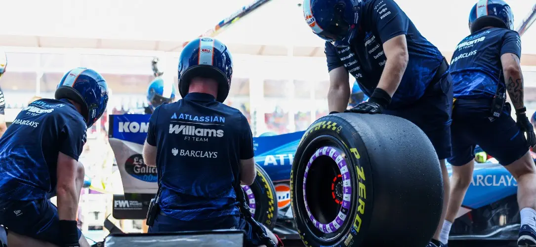 Inside an Atlassian Williams F1 Team pit stop with Alex Albon’s No. 1 mechanic
