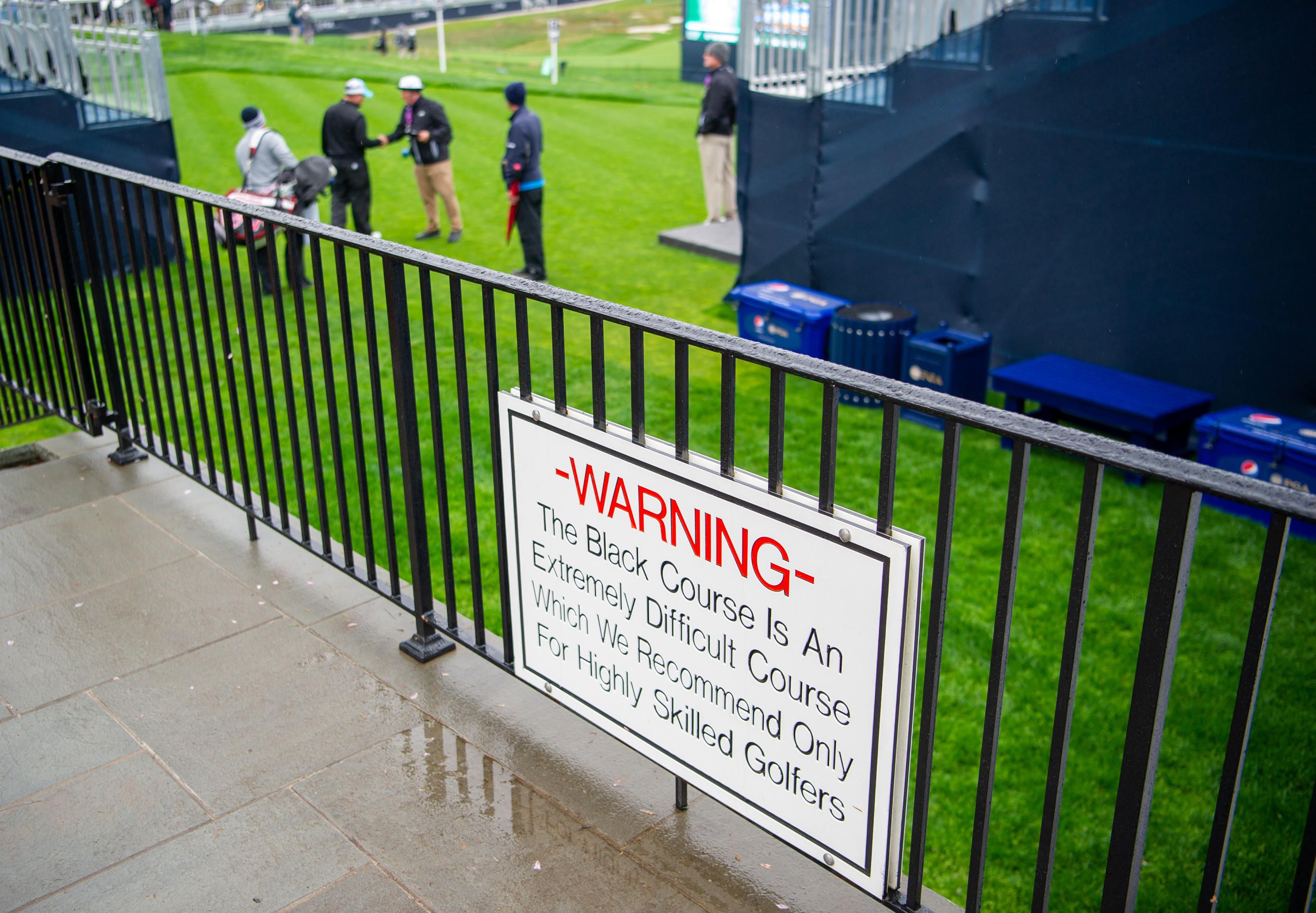 The famous sign at Bethpage Black (source: Alamy Stock Image)