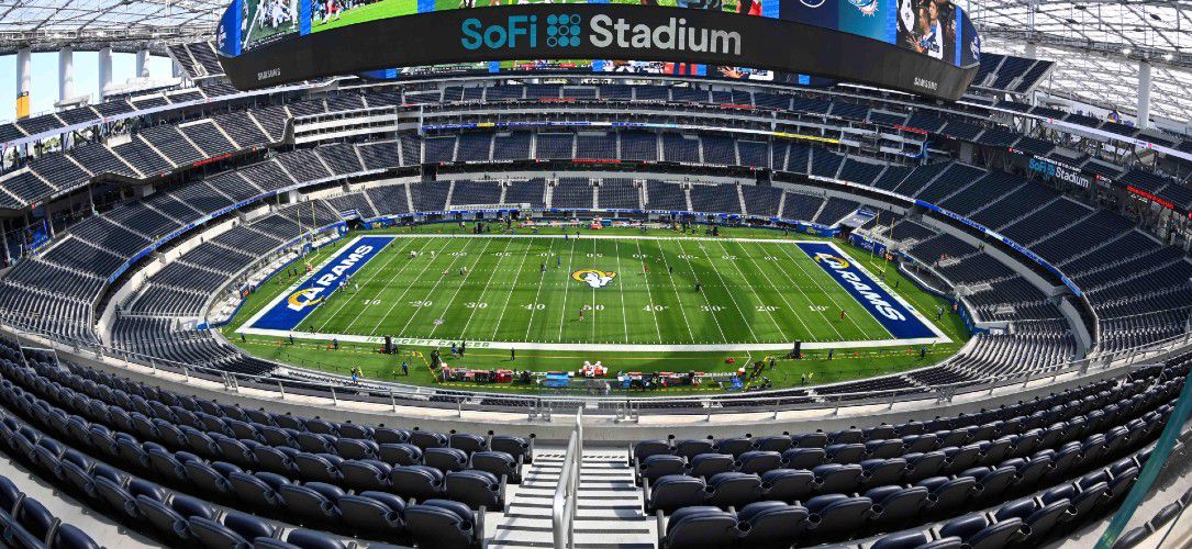 Top 10 biggest NFL stadiums by capacity and square footage