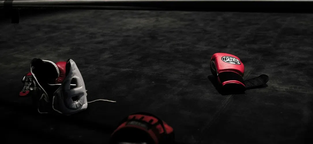 Stephen Smith: Rooney is capable of boxing