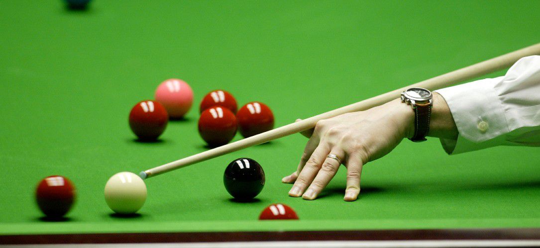 Dennis Taylor: I'd back Zhao Xintong to end the Crucible Curse