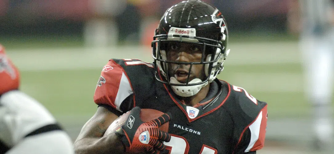 DeAngelo Hall: Atlanta Falcons’ offence has to do better