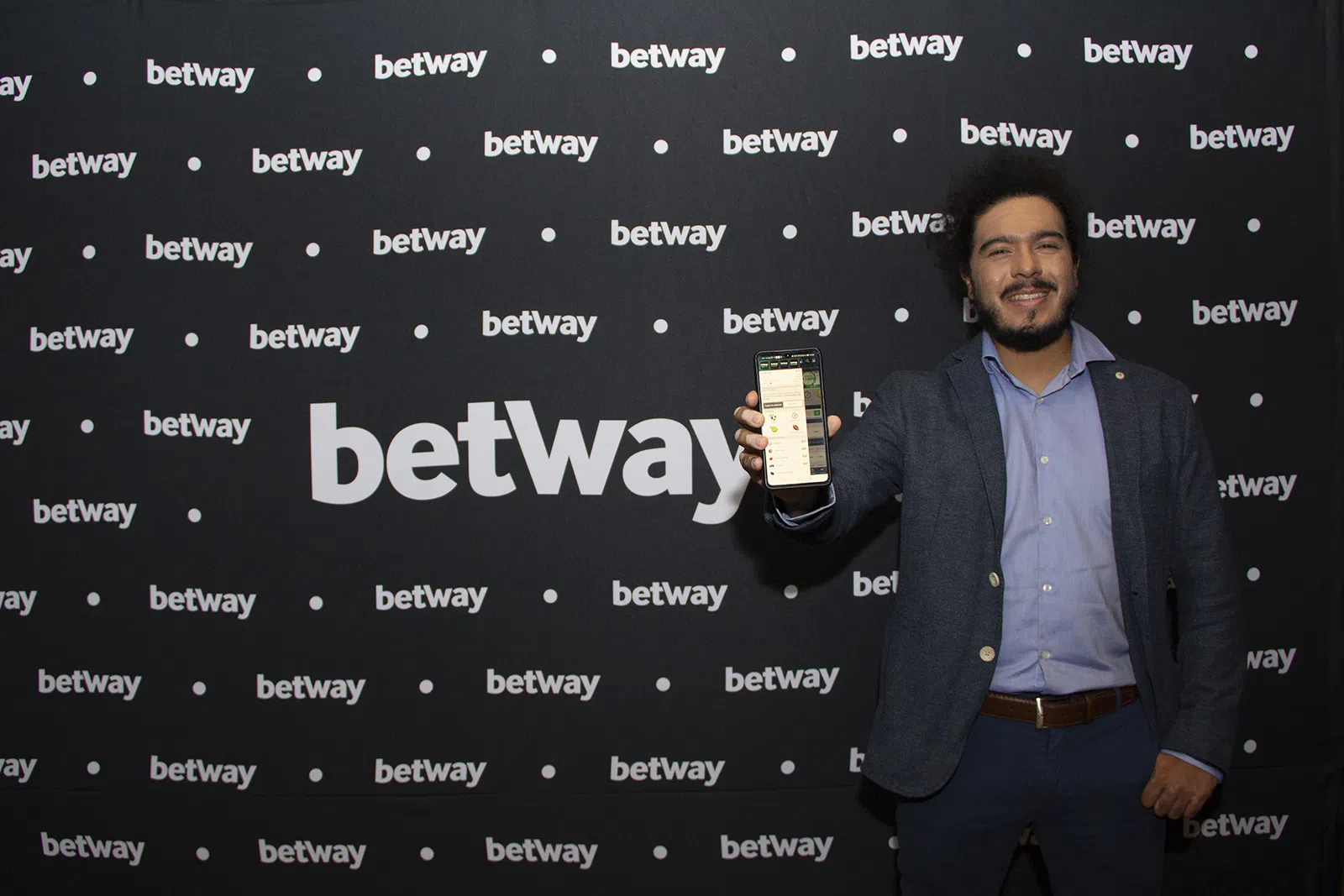 ¡Conoce al ganador de nuestra Promo 4 en la Red, Guillermo Sánchez!